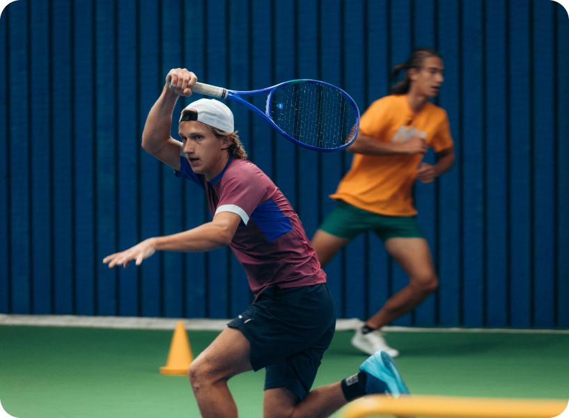 Tenniscenter Reinach – Rebound Ace Belag und moderne Halle